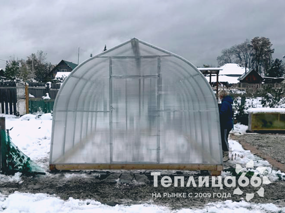 Теплица Рада Росинка Люкс из поликарбоната шириной 3 метра